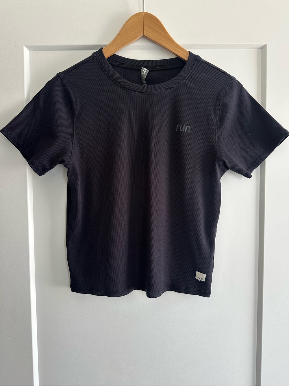Vuori Pose Fitted Ribbed RUN Tee Size XL
